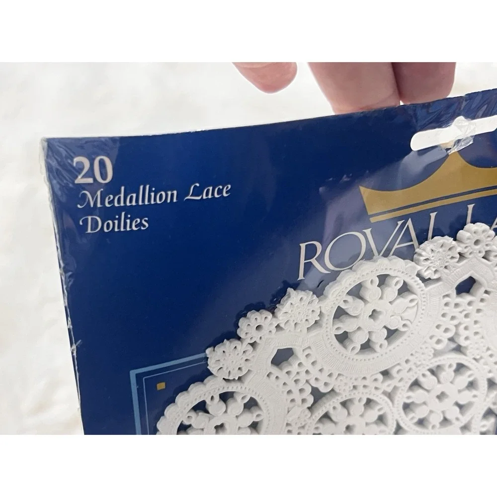 Royal Lace Medallion Paper Doilies 6